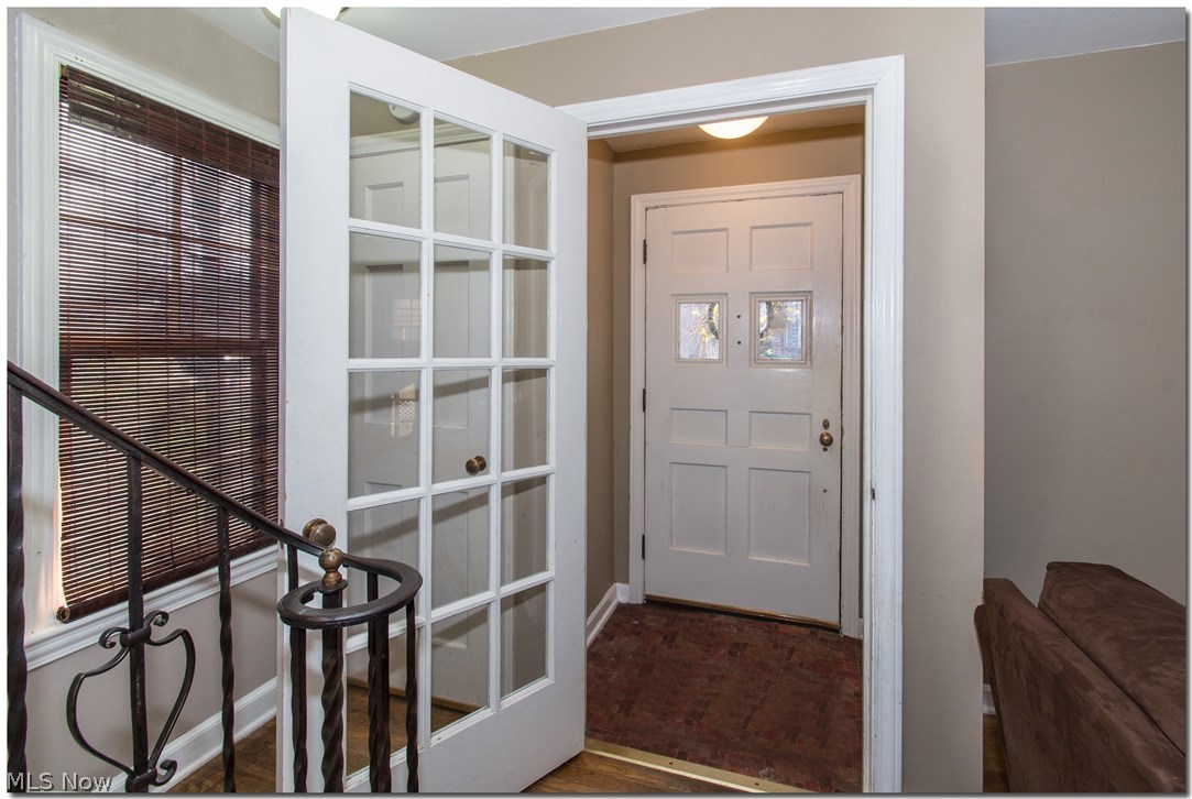 3537 Boynton Road Cleveland Heights, OH 44121 - Photo 4 of 22