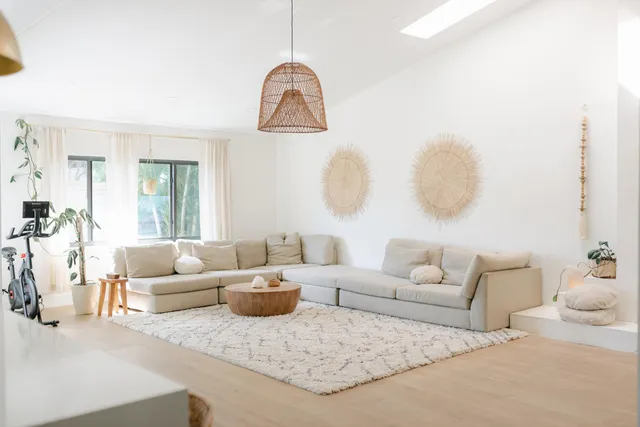 $5,000 | 702 Mallard Drive, Delray Beach, FL 33444