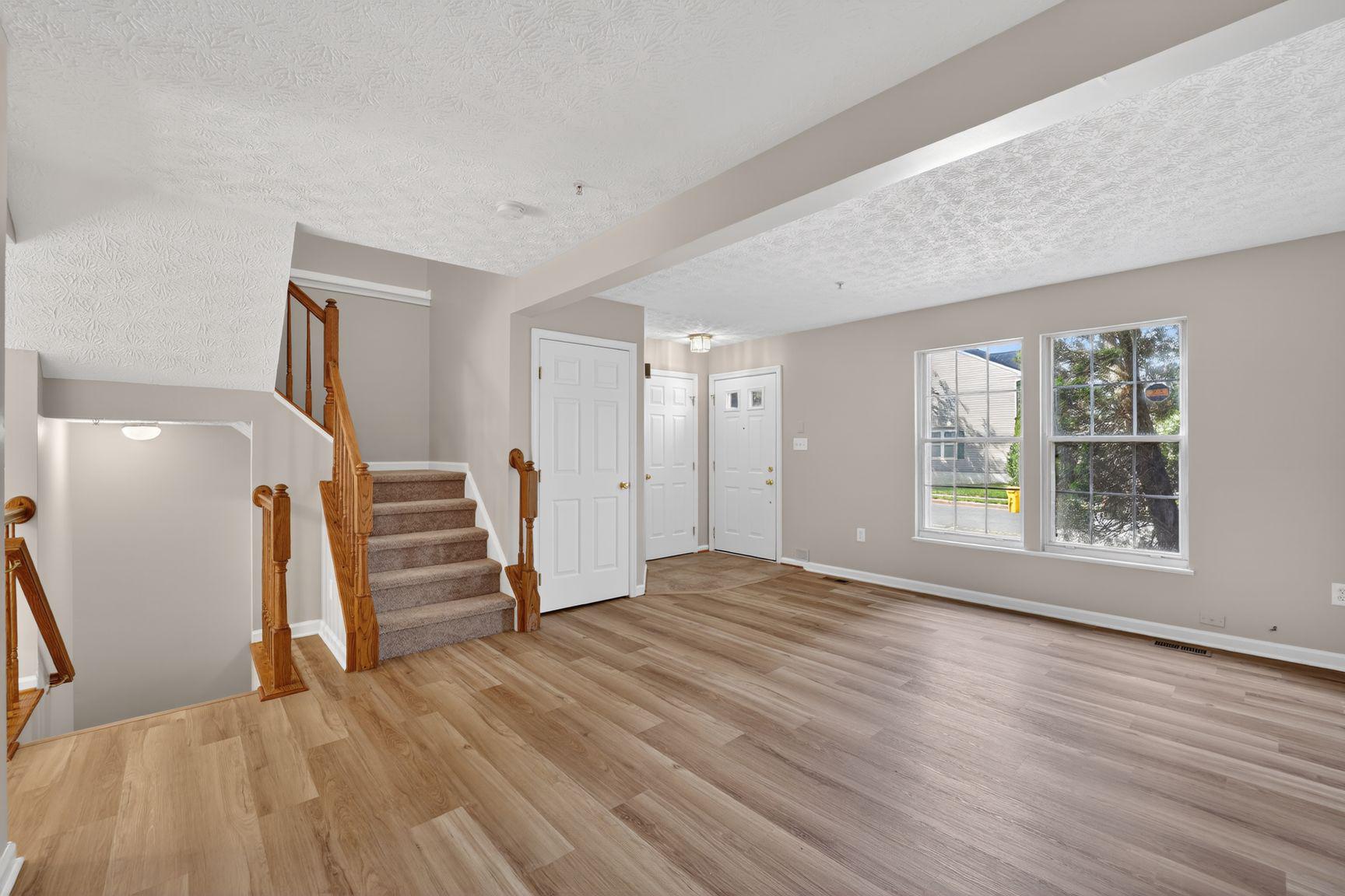 2518 Summers Ridge Drive Odenton, MD 21113 - Photo 6 of 35 Great light.