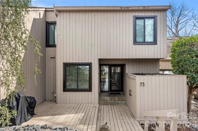 $550,000 | 73 Ridgeport Road, Clover, SC 29710