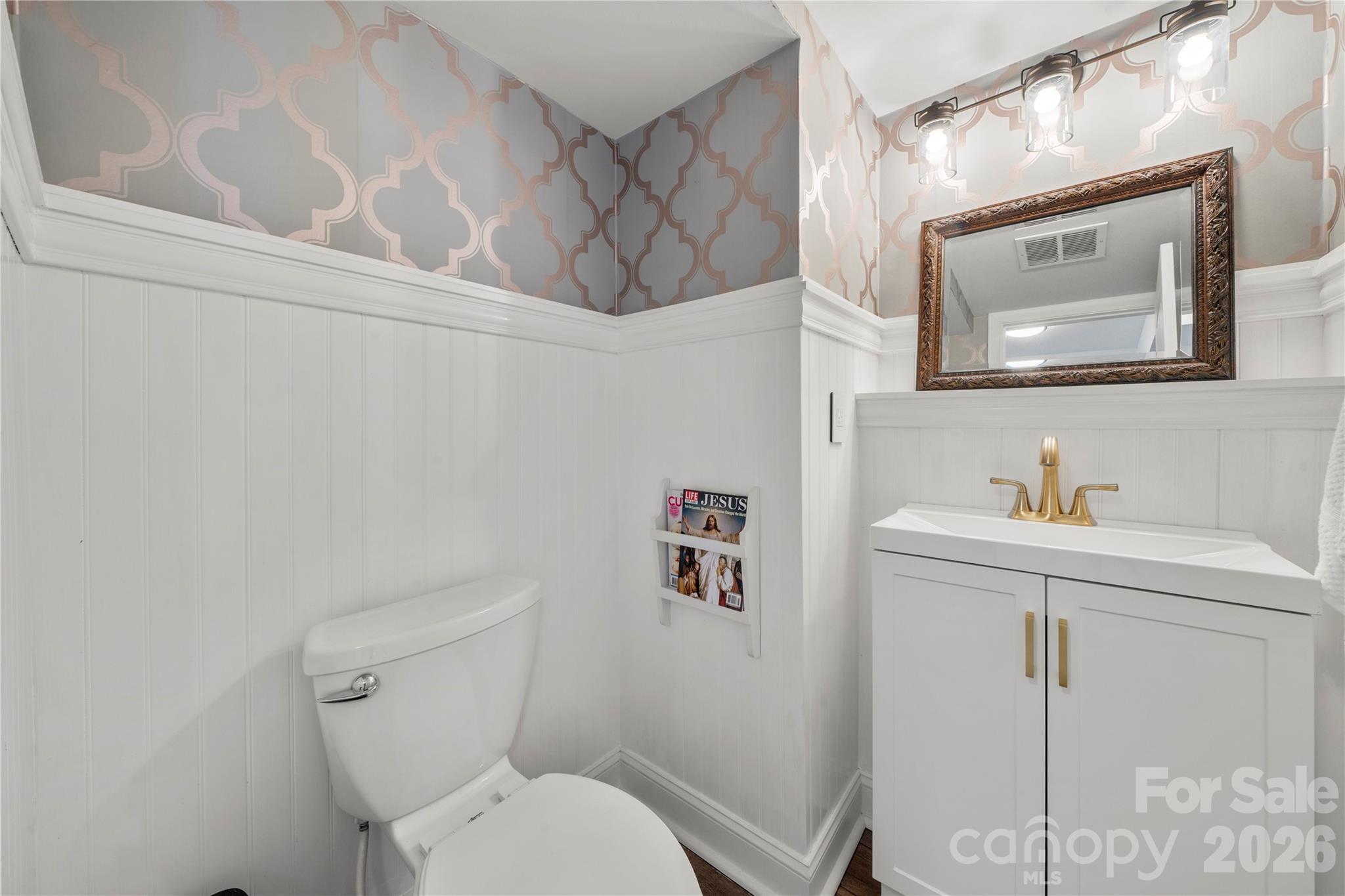 73 Ridgeport Road Clover, SC 29710 - Photo 7 of 48