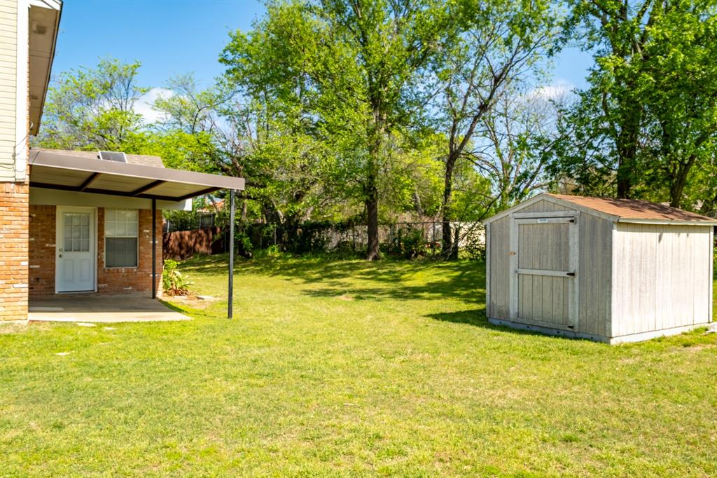 5 Griffith Court Terrell, TX 75160 - Photo 9 of 38