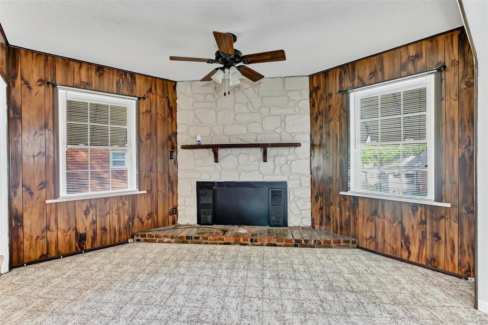 2225 Brown Road St. Louis, MO 63114 - Photo 11 of 21 Gallery Image 11