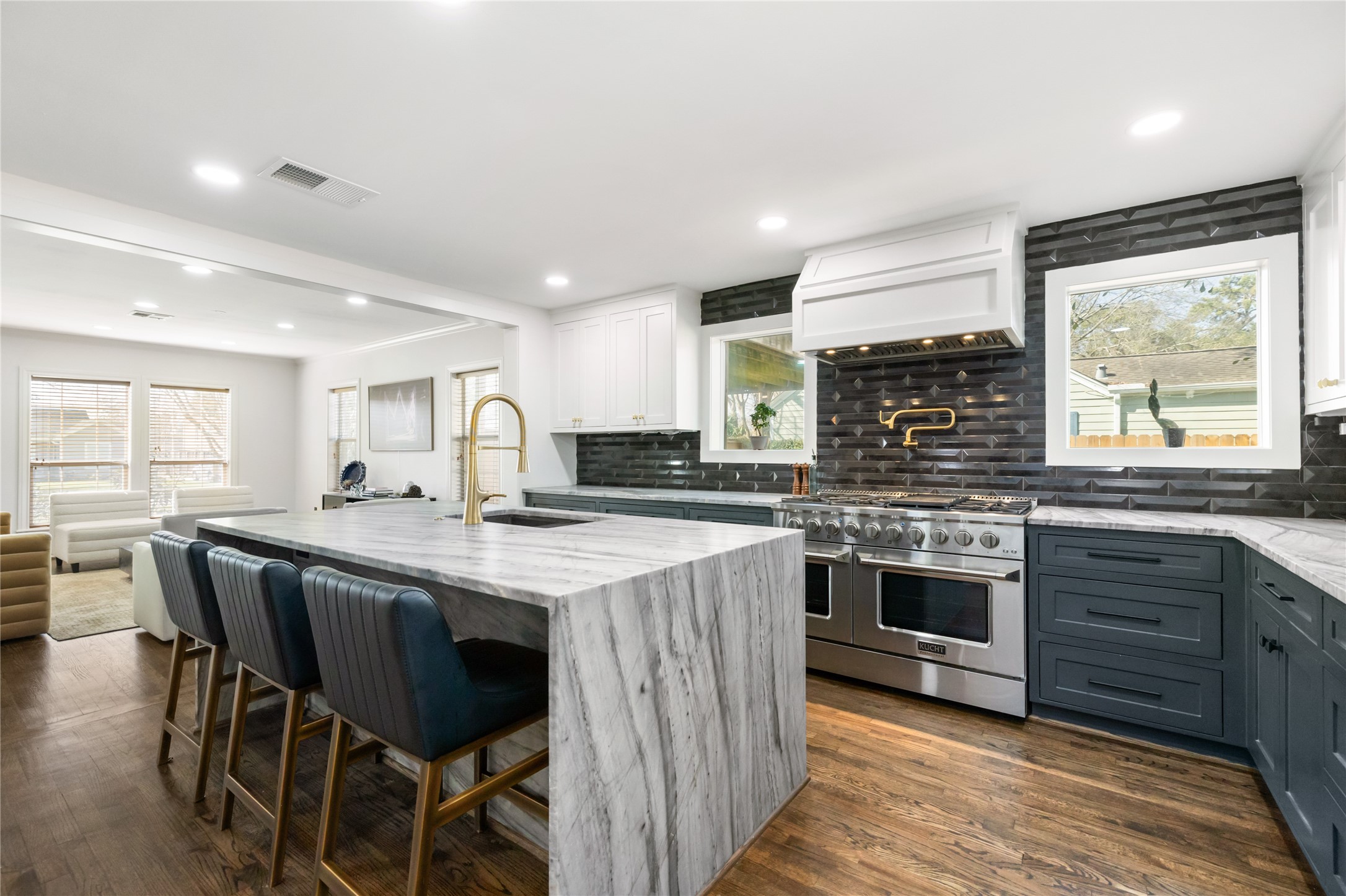 516 West 30th Street Houston, TX 77018 - Photo 15 of 49