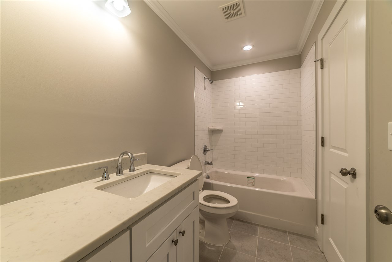 1119 North Roxboro Street Durham, NC 27701 - Photo 10 of 21 Photo 10