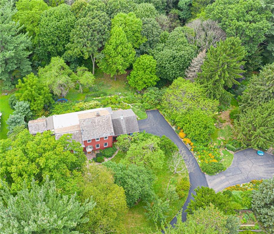 108 White Gate Road Pittsburgh, PA 15238 - Photo 2 of 25 Gallery Image 2