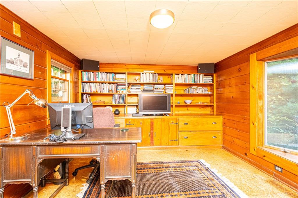 108 White Gate Road Pittsburgh, PA 15238 - Photo 12 of 25 Gallery Image 12