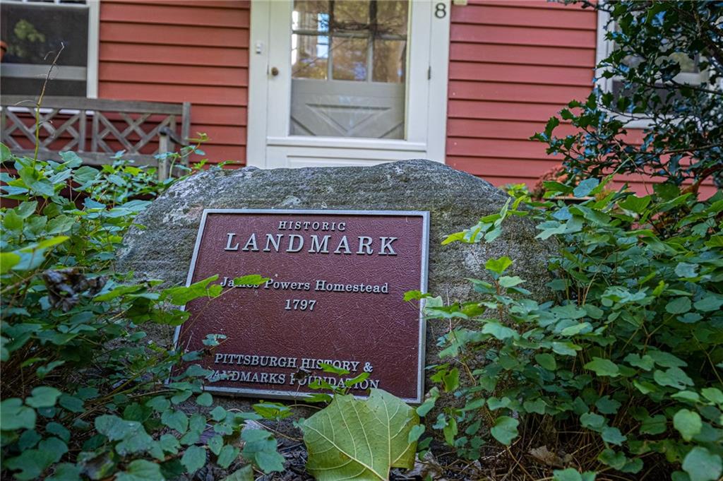 108 White Gate Road Pittsburgh, PA 15238 - Photo 3 of 25 Gallery Image 3