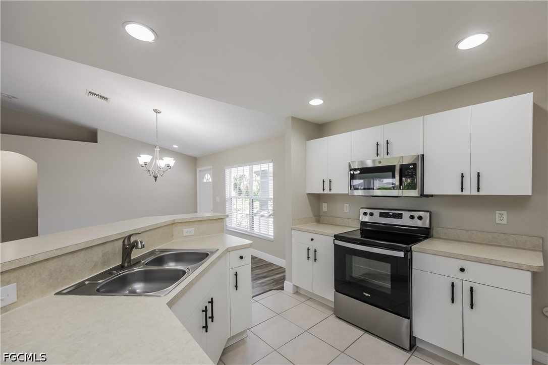 3312 38th Street Southwest Lehigh Acres, FL 33976 - Photo 5 of 15