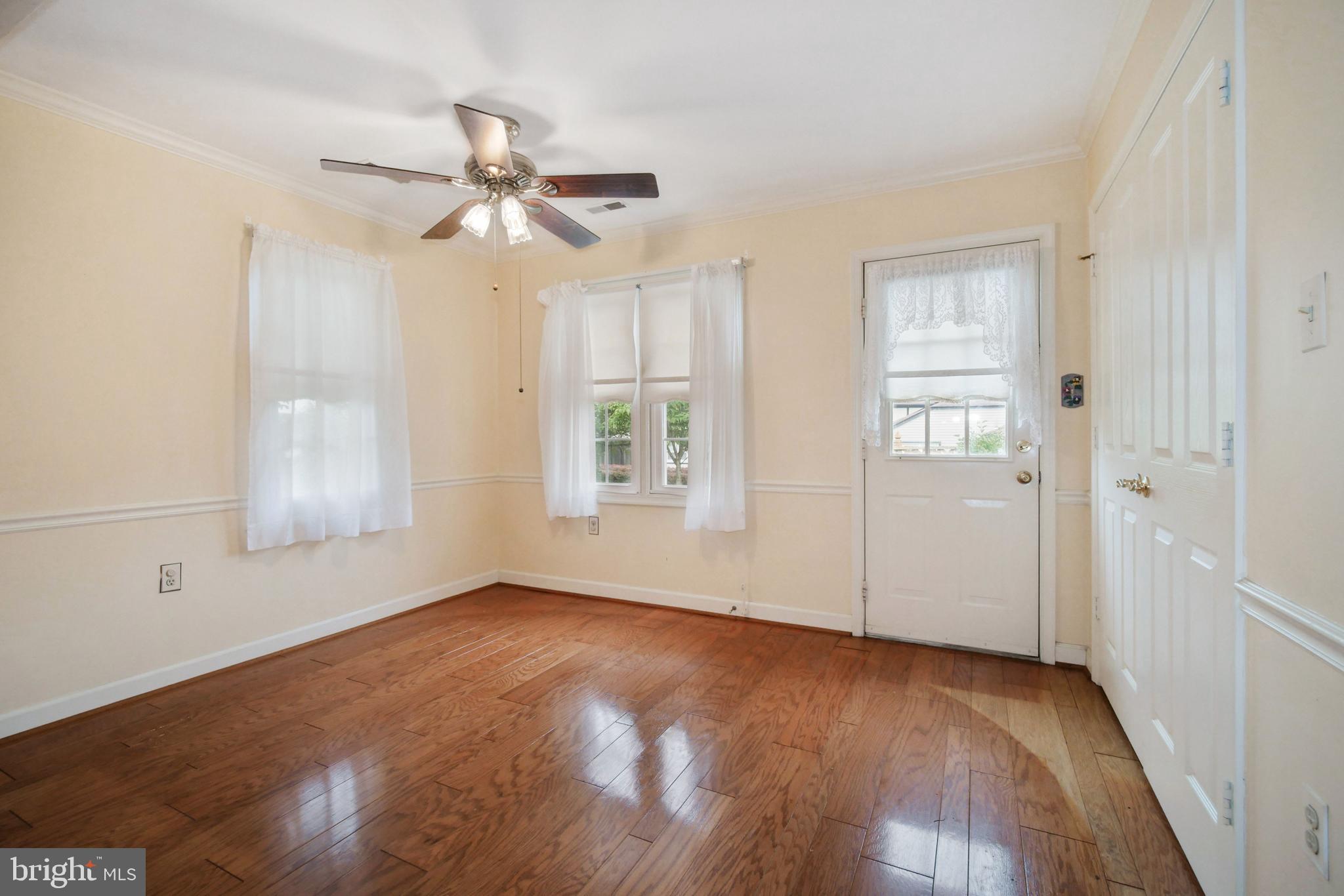 2497-5 Five Shillings Road Frederick, MD 21701 - Photo 12 of 28 Dining Area