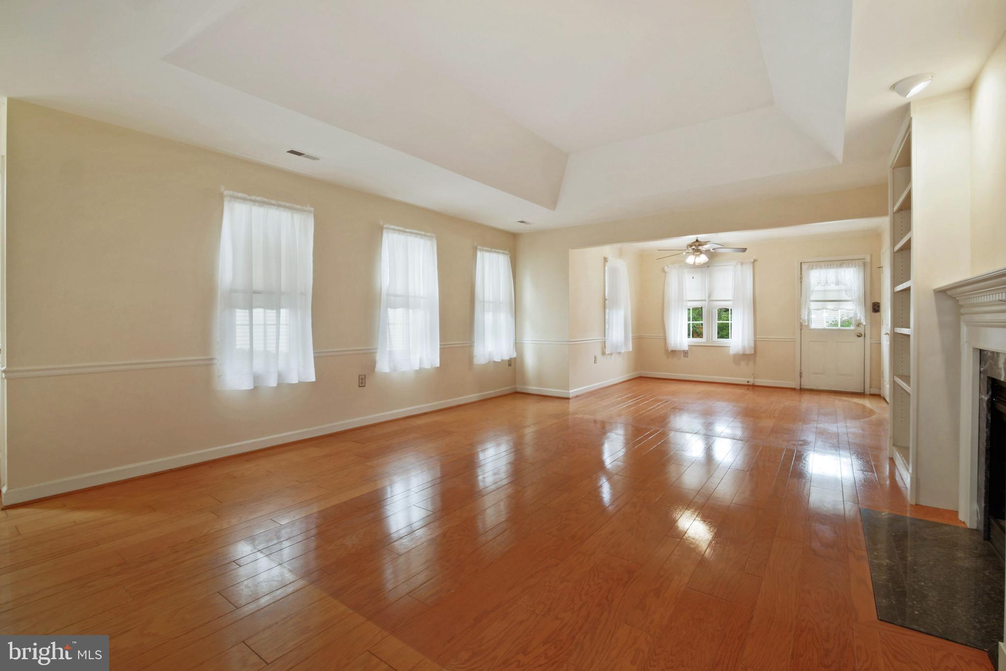 2497-5 Five Shillings Road Frederick, MD 21701 - Photo 4 of 28 Open Living Space