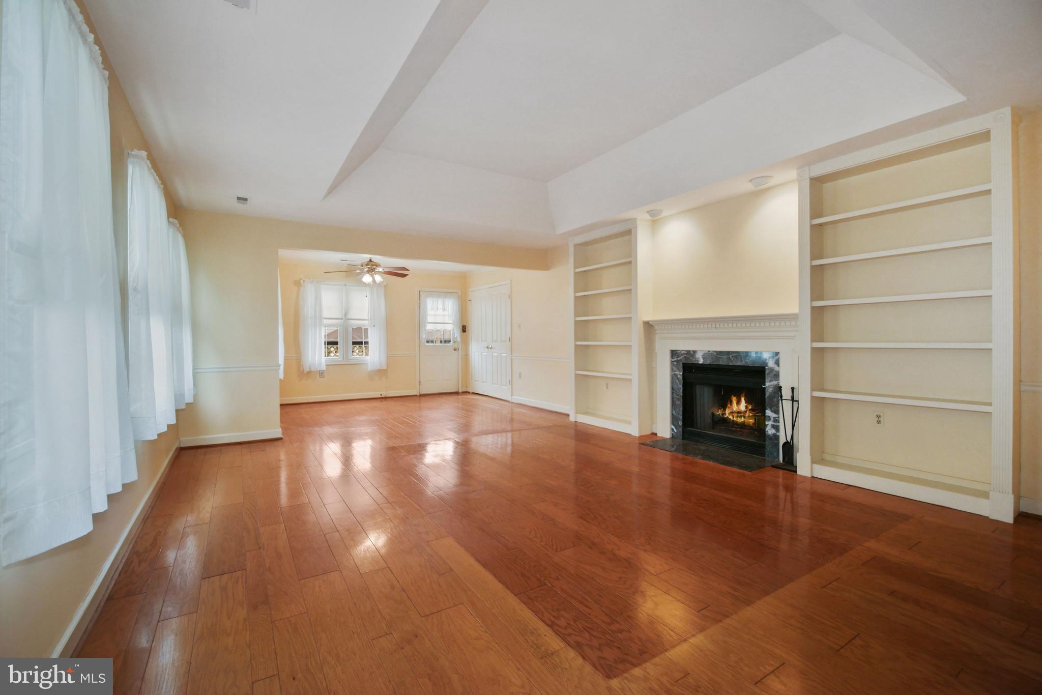 2497-5 Five Shillings Road Frederick, MD 21701 - Photo 5 of 28 Open Living Space
