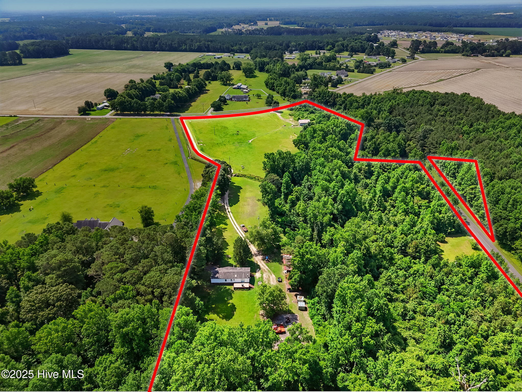 2620 Nahunta Road Pikeville, NC 27863 - Photo 2 of 33 3-web-or-mls-Photo_008 - LINE