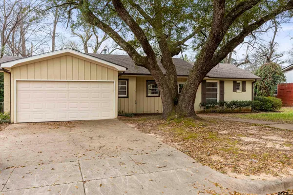 $1,695 | 624 Zelwood Drive, Tyler, TX 75701
