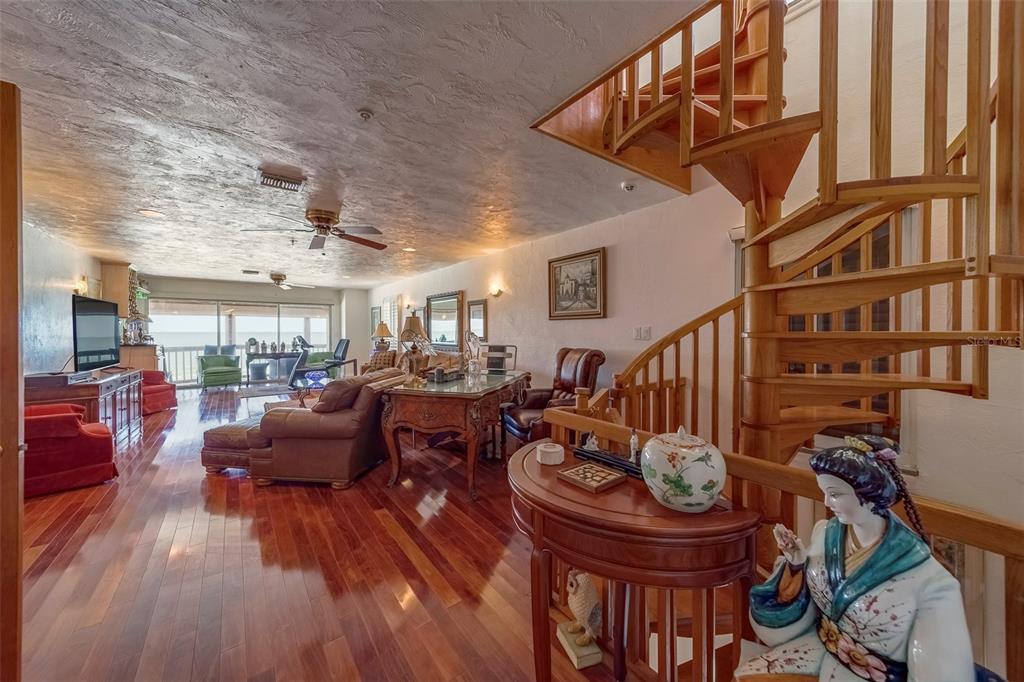 17606 Lee Avenue Redington Shores, FL 33708 - Photo 37 of 85