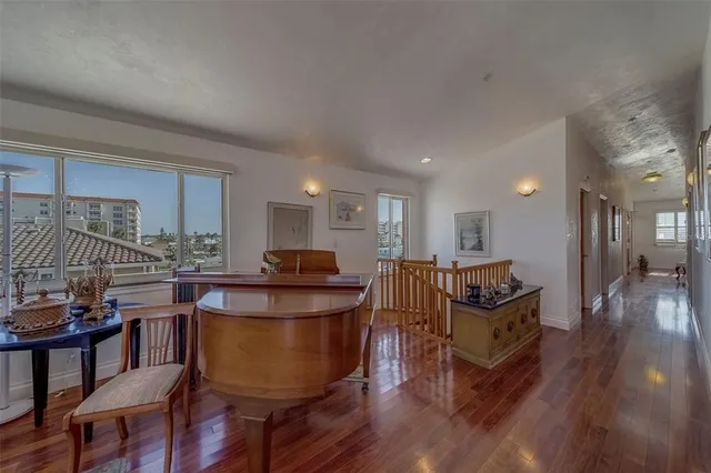 $3,995,000 | 17606 Lee Avenue, Redington Shores, FL 33708