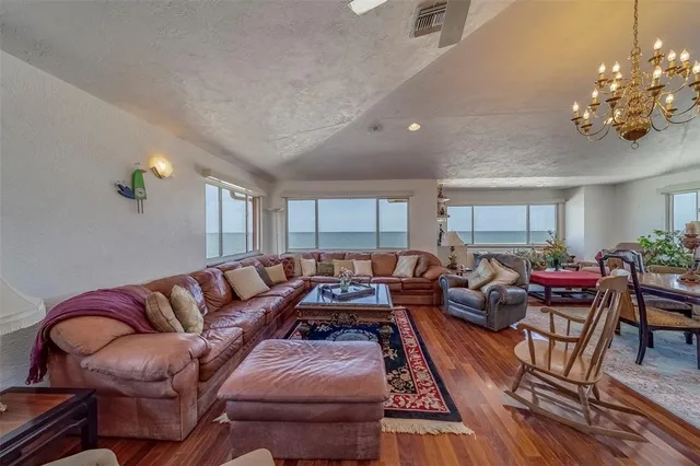 $3,995,000 | 17606 Lee Avenue, Redington Shores, FL 33708