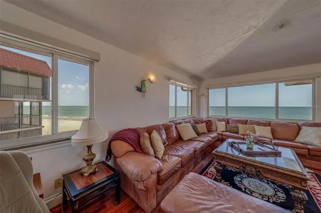 $3,995,000 | 17606 Lee Avenue, Redington Shores, FL 33708
