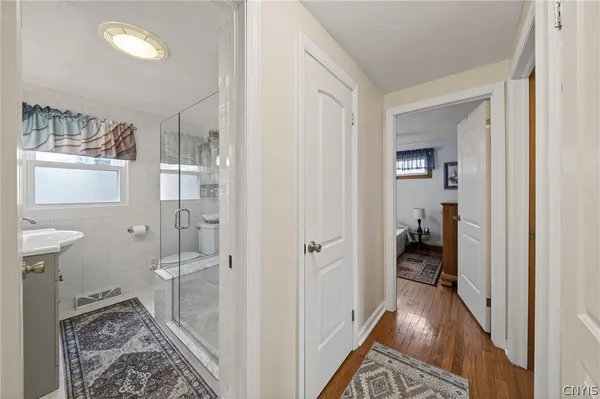 $359,900 | 101 Heather Lane, Camillus, NY 13031
