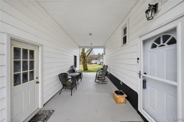 $359,900 | 101 Heather Lane, Camillus, NY 13031