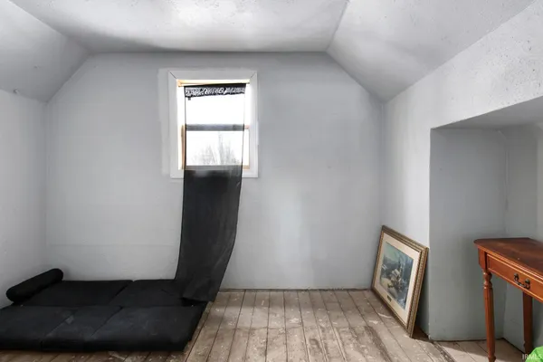 $100,000 | 207 West Washington Street, Kempton, IN 46049