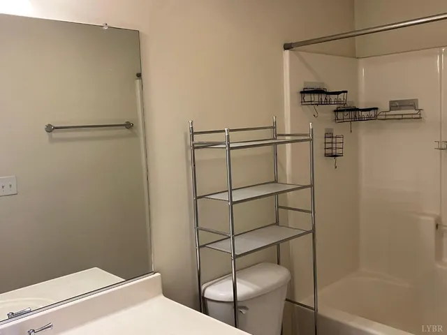 $1,300 | 1600 Wards Ferry Road, Unit 103, Lynchburg, VA 24502