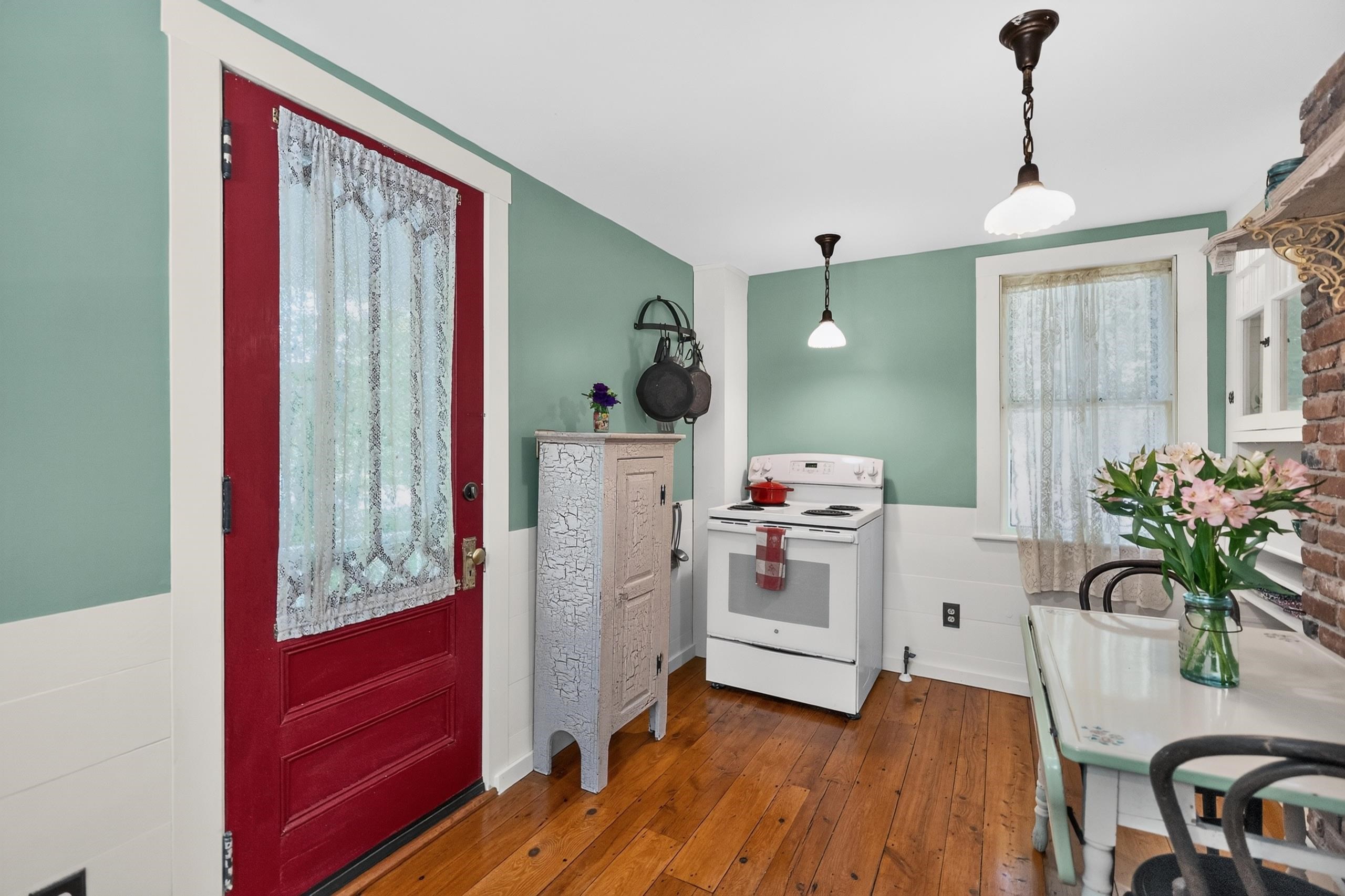 327 Richmond Road Fitzwilliam, NH 03447 - Photo 21 of 40 Gallery Image 21