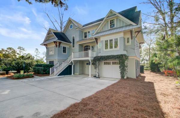 $2,350,000 | 1476 Dupree Creek Drive, Awendaw, SC 29429