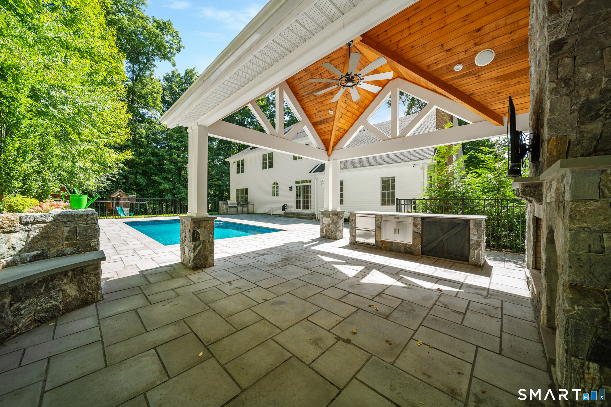 6 Little Valley Road Oxford, CT 06478 - Photo 7 of 32 Gallery Image 7