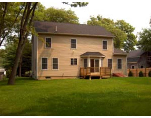 44 Grover Street Beverly, MA 01915 - Photo 3 of 4 Gallery Image 3