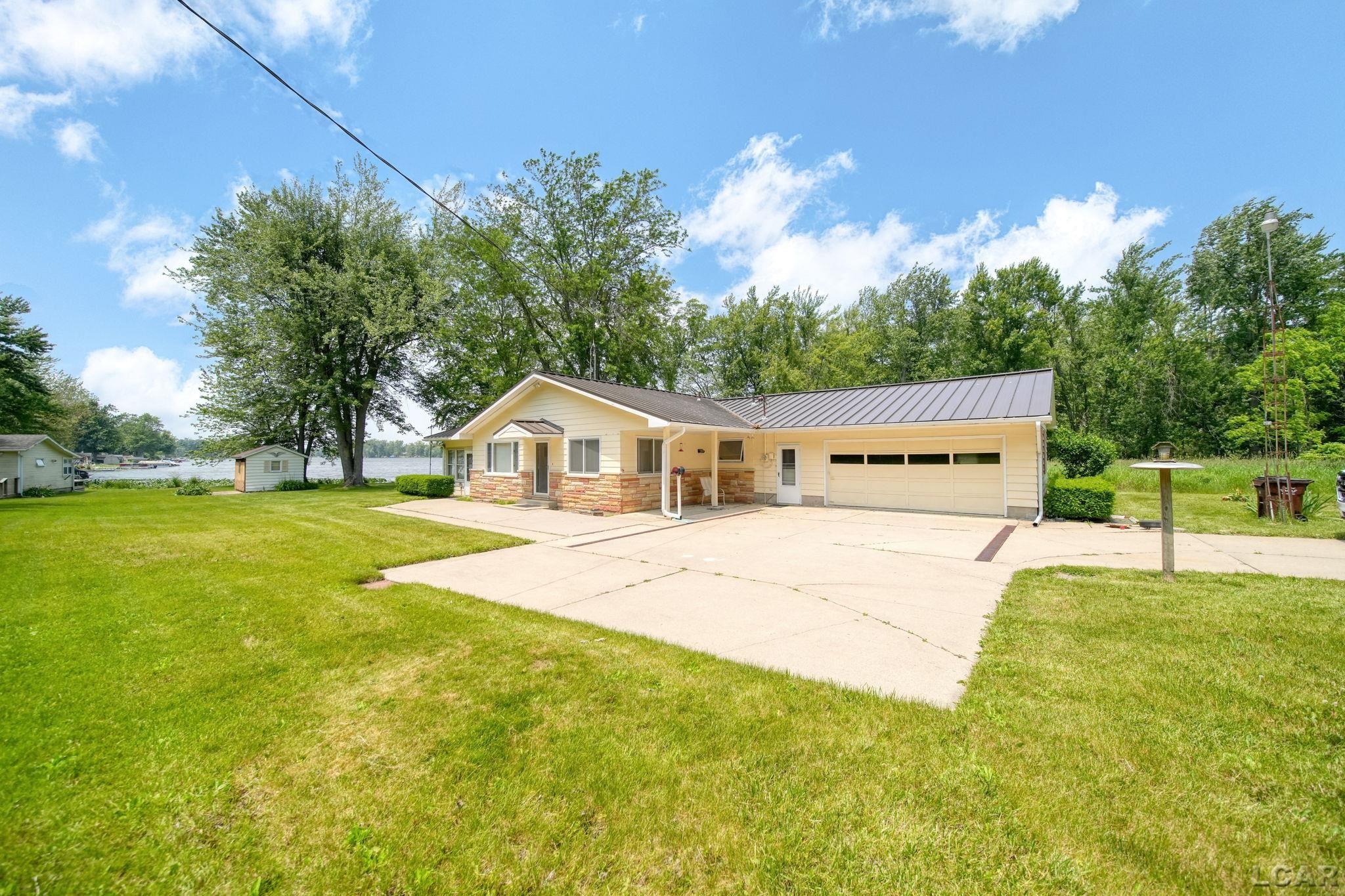 9760 Lime Lake Road Hudson, MI 49247 - Photo 3 of 57 50178512-3abe3926-50b2-4f25-9f0e-ed93686ffef1.JPG