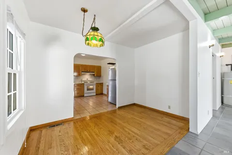 $915,000 | 639 East 5th Street, Benicia, CA 94510