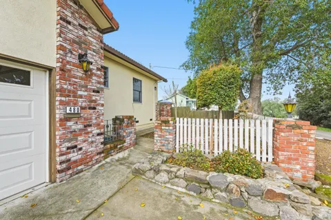 $915,000 | 639 East 5th Street, Benicia, CA 94510