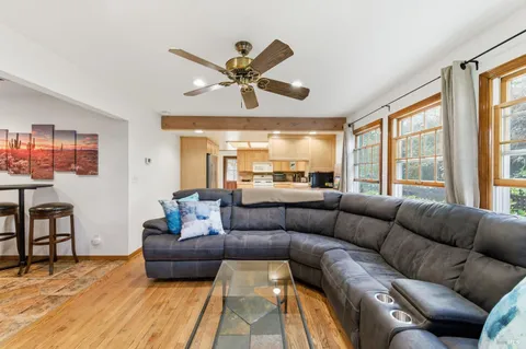 $915,000 | 639 East 5th Street, Benicia, CA 94510