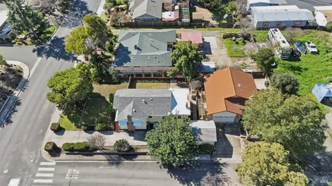 $915,000 | 639 East 5th Street, Benicia, CA 94510