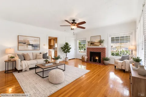 $915,000 | 639 East 5th Street, Benicia, CA 94510