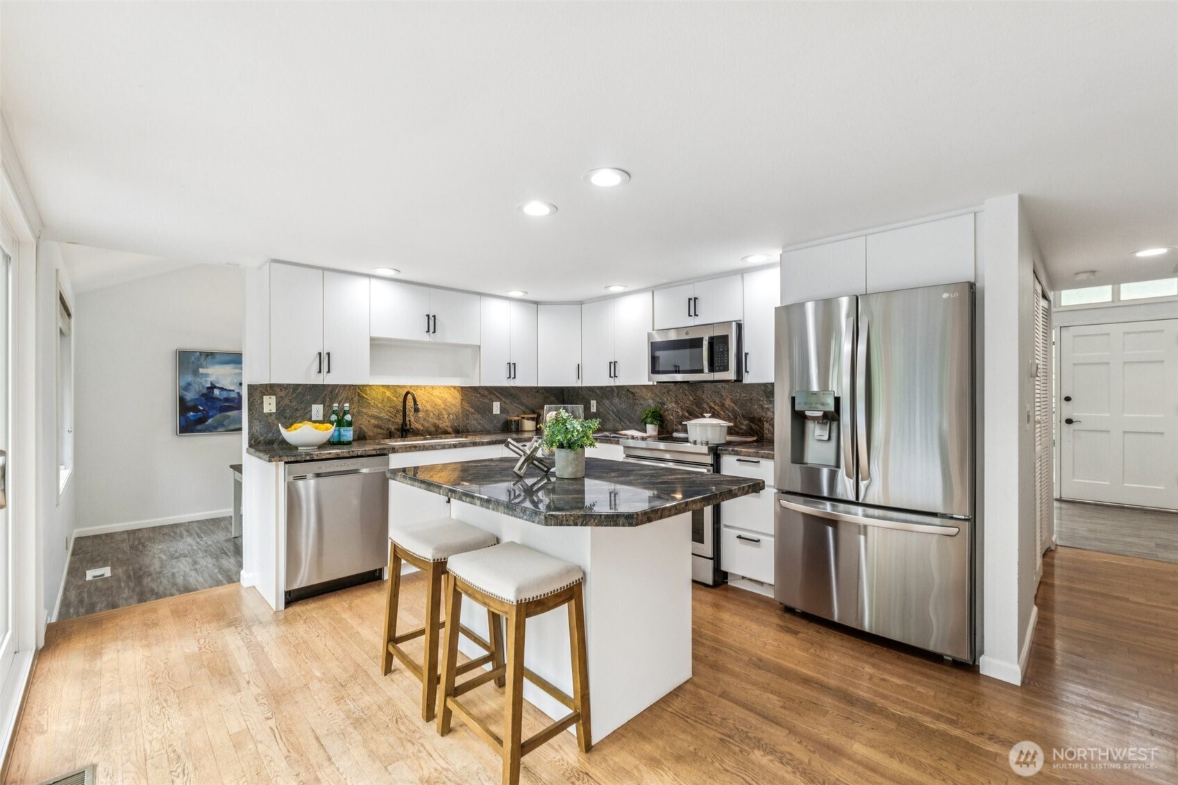 330 221st Street Southeast Bothell, WA 98021 - Photo 12 of 35