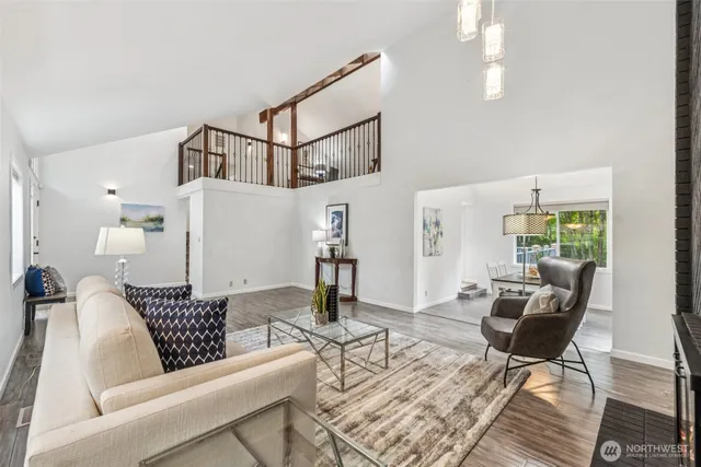 $960,000 | 330 221st Street Southeast, Bothell, WA 98021