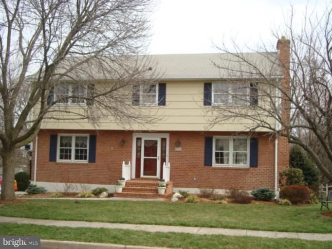 8225 Burnley Road Towson, MD 21204 - Photo 1 of 21 Exterior (Main)