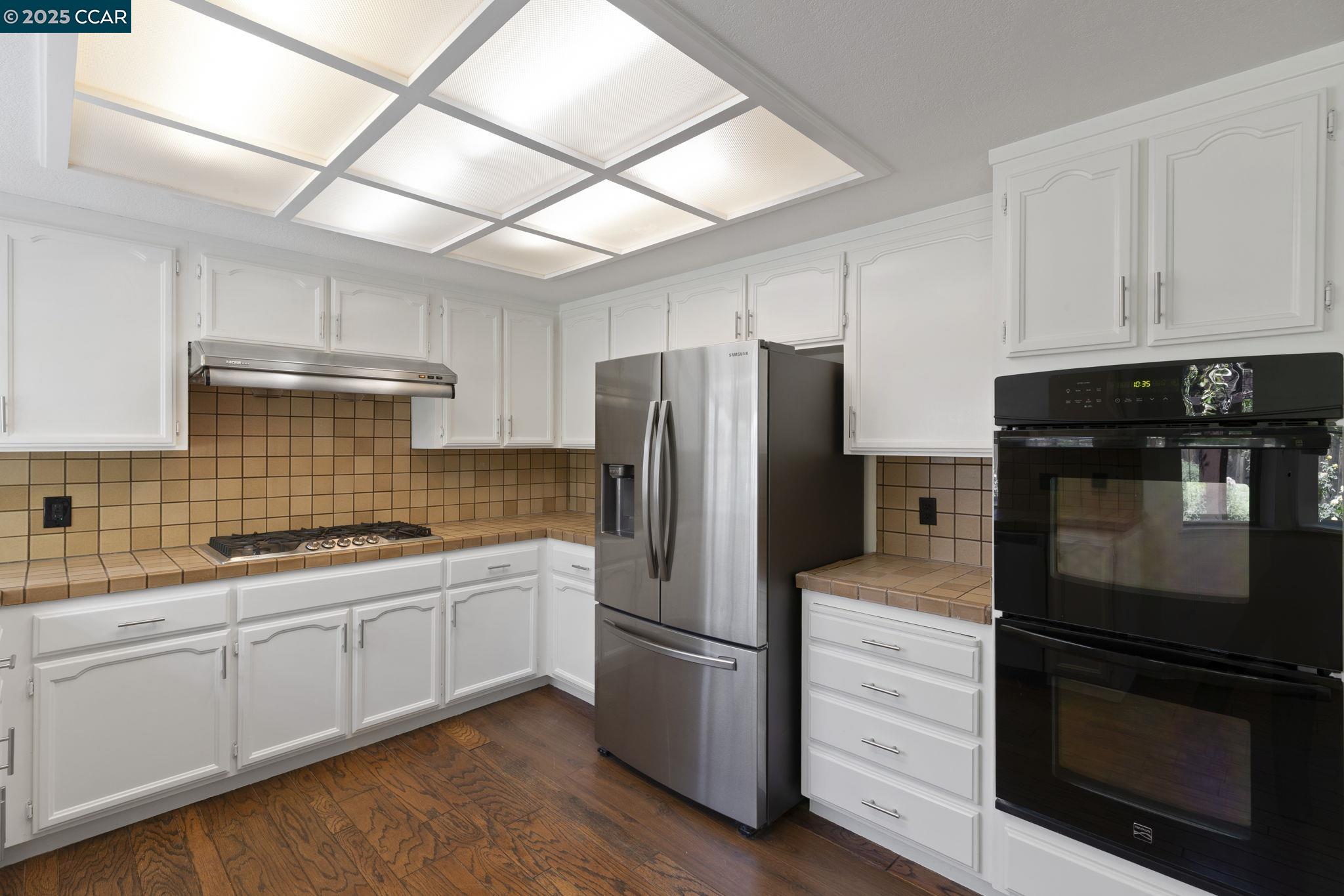 332 Cameron Circle San Ramon, CA 94583 - Photo 15 of 60