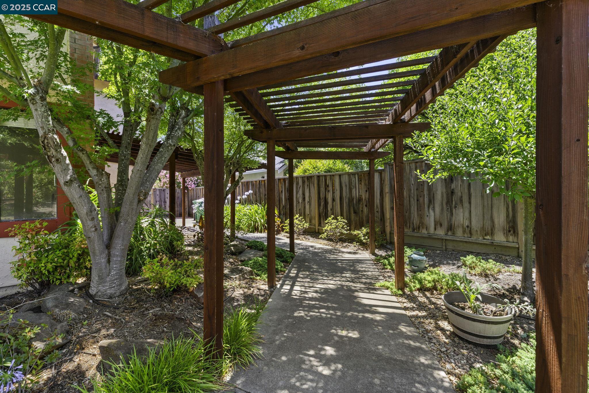 332 Cameron Circle San Ramon, CA 94583 - Photo 51 of 60