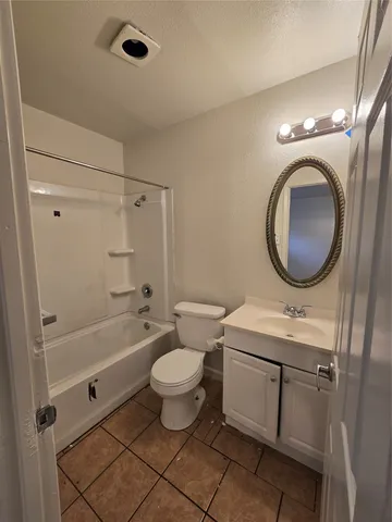 $1,825 | 1109 Village Green Drive, Austin, TX 78753