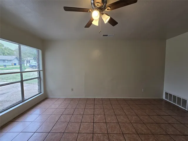 $1,825 | 1109 Village Green Drive, Austin, TX 78753