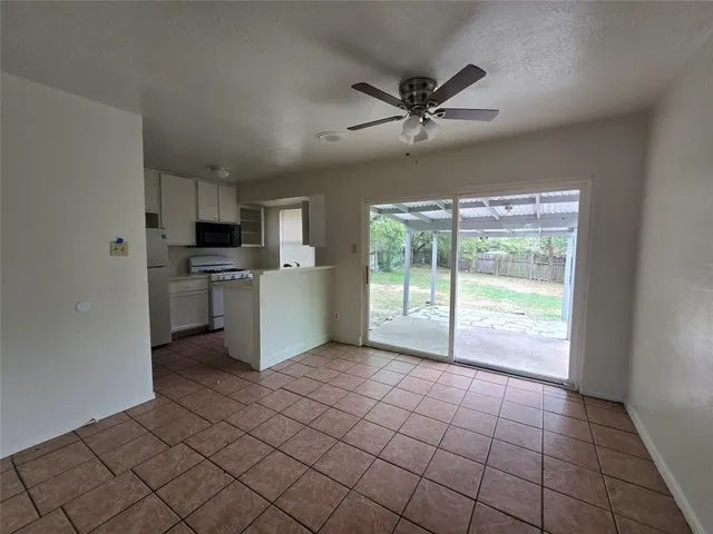 $1,825 | 1109 Village Green Drive, Austin, TX 78753