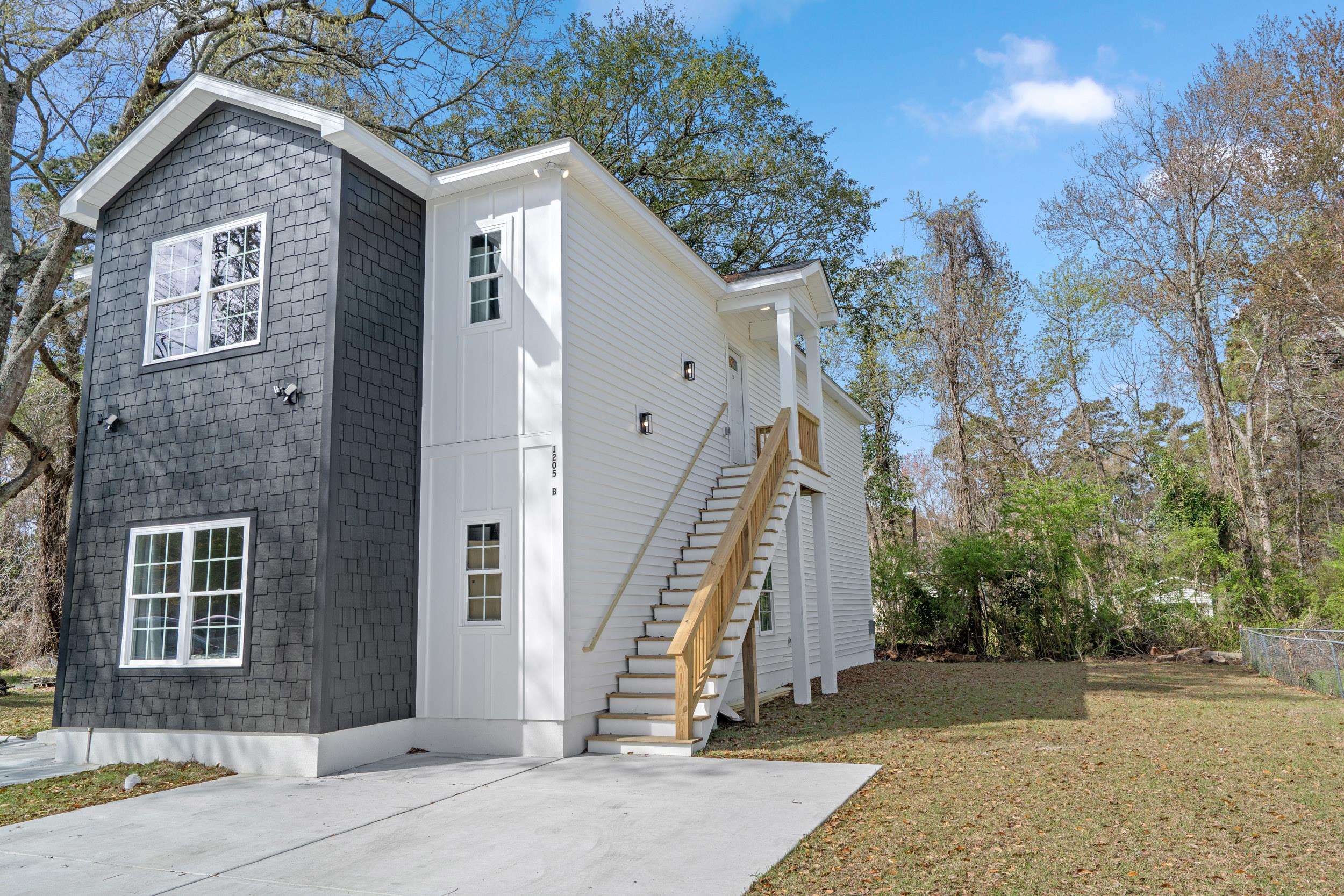 1205 Rosehaven Drive Myrtle Beach, SC 29577 - Photo 2 of 73