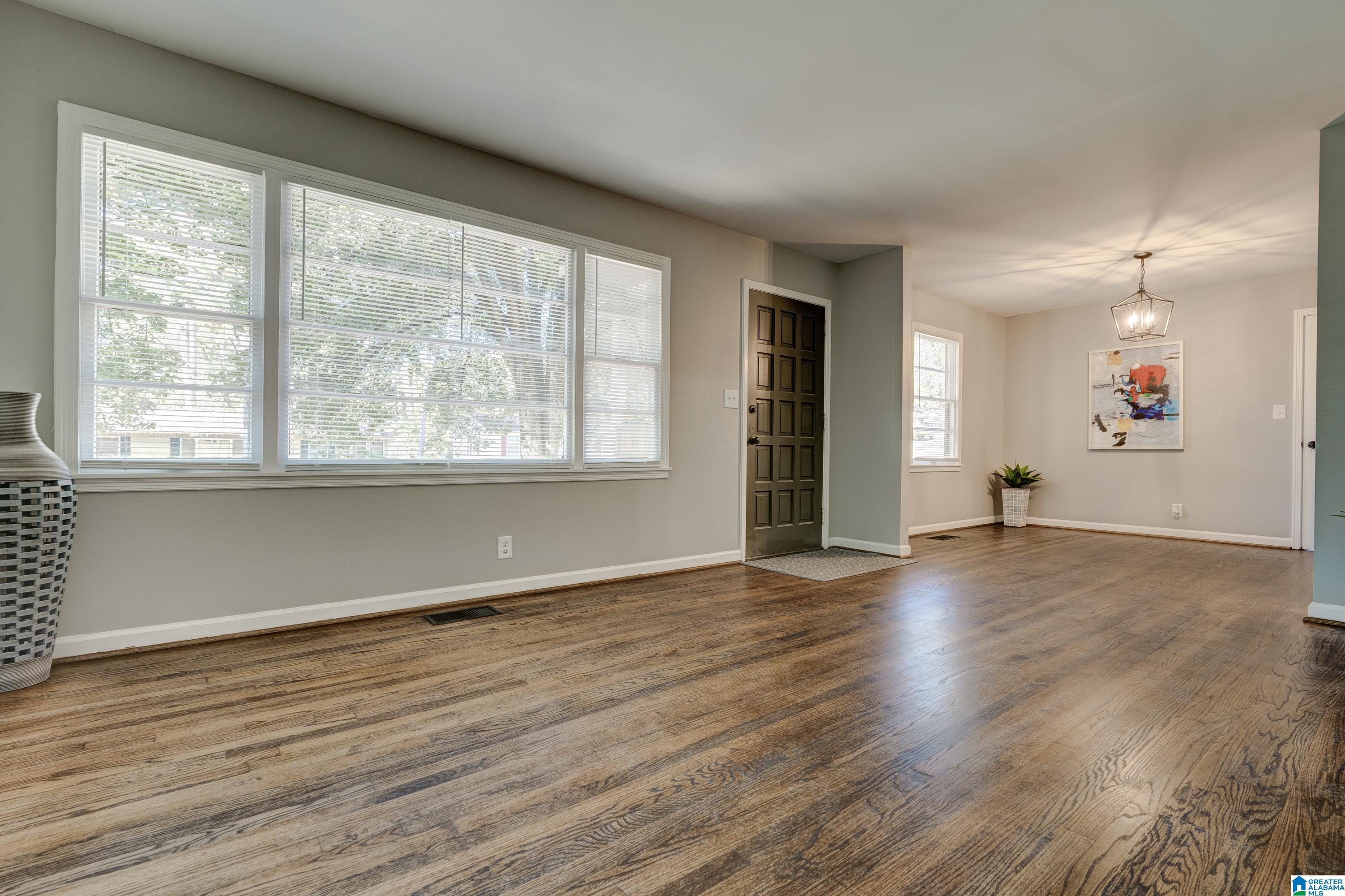 609 Callahan Road Birmingham, AL 35215 - Photo 6 of 28