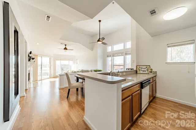 $393,700 | 17919 Kings Point Drive, Unit C, Cornelius, NC 28031