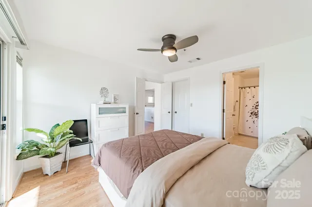 $393,700 | 17919 Kings Point Drive, Unit C, Cornelius, NC 28031