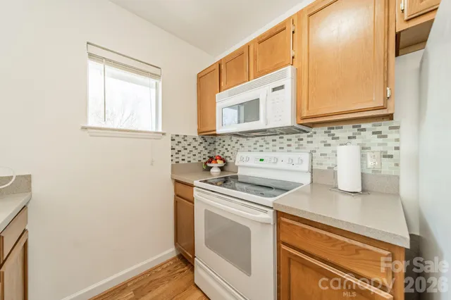 $393,700 | 17919 Kings Point Drive, Unit C, Cornelius, NC 28031