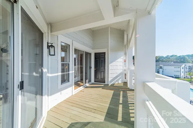 $393,700 | 17919 Kings Point Drive, Unit C, Cornelius, NC 28031